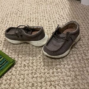 CREVO toddler shoes size 6